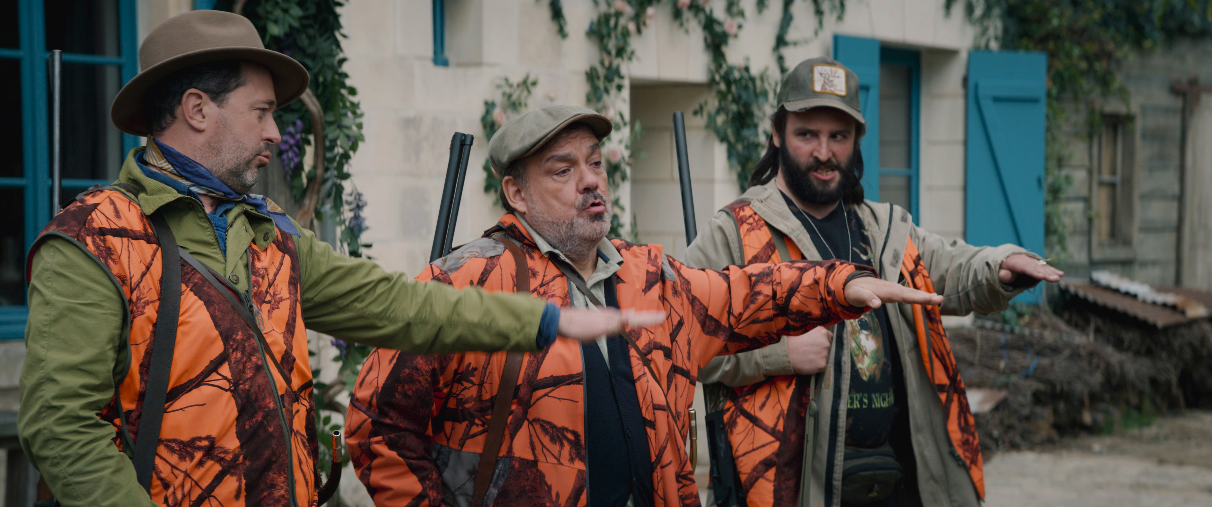 11. CHASSE GARDEE ©2023_STARMAN FILMS_CURIOSA FILMS _TF1 STUDIO_UGC IMAGES_TF1 FILMS PRODUCTION.jpg (976 KB)