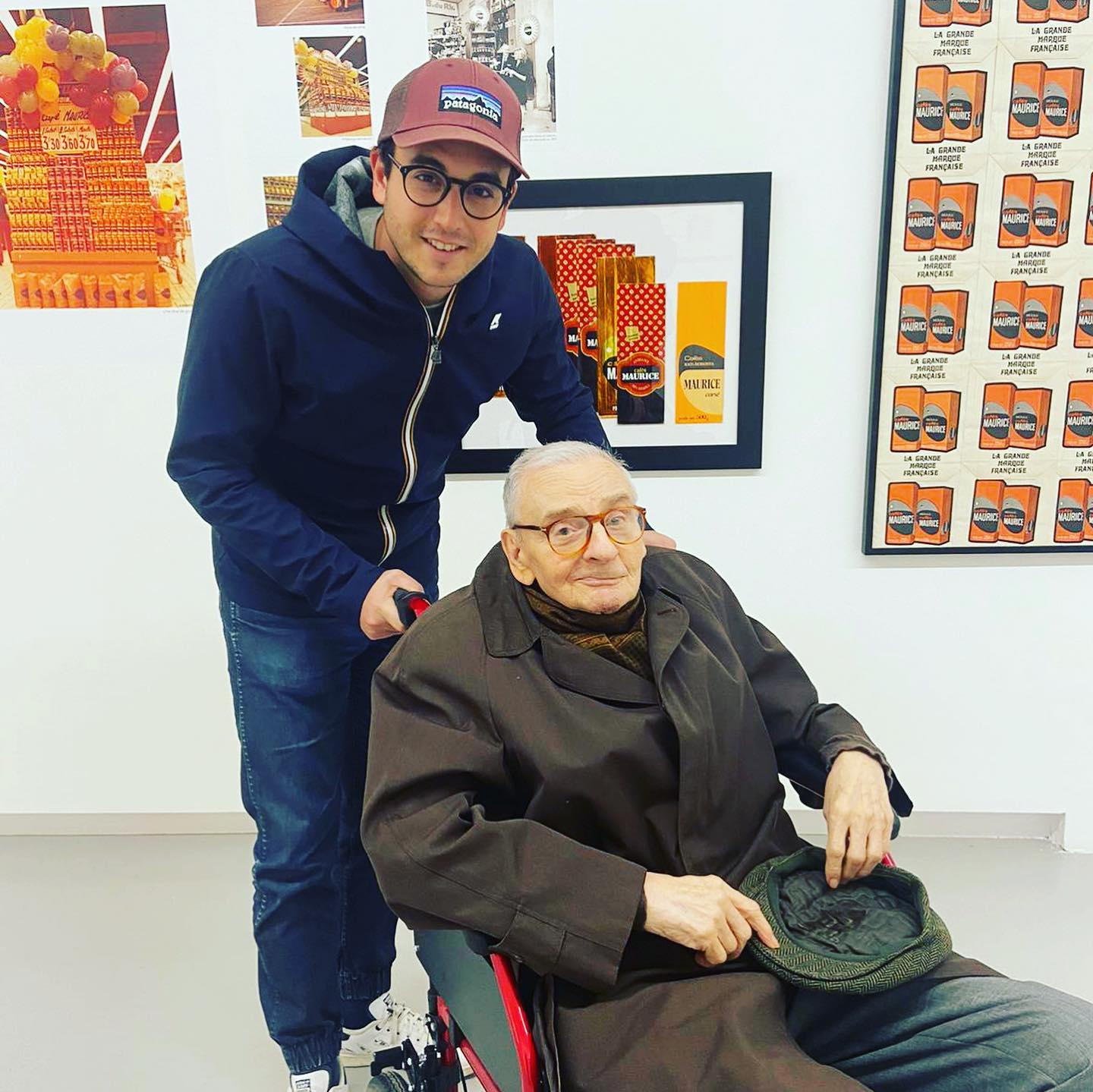 5. Boris Touaty, ici avec son grand p&egrave;re Jean-Claude, qui avait fait prosp&eacute;rer l_entreprise familiale cr&eacute;&eacute;e par Marc Maurice Levy en 1875 (photo Facebook Caf&eacute;s Maurice).jpg (213 KB)