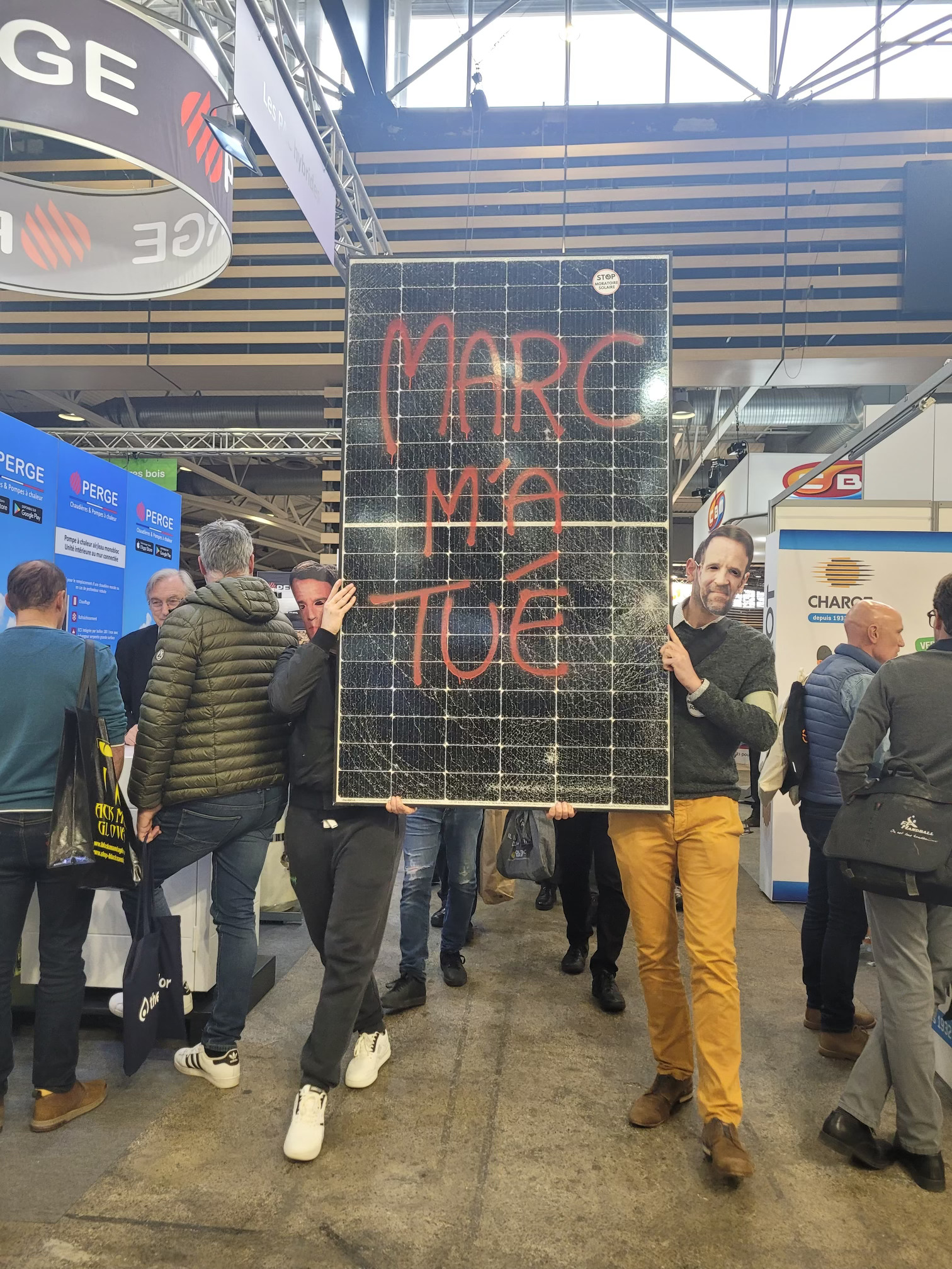 61d16aa4-974b-4e9d-b496-a8316c4ed1b0.jpg (986 KB)