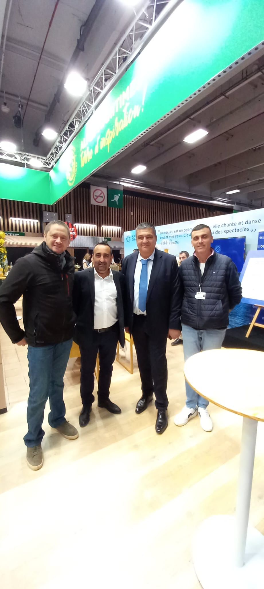 8e2c9930-4481-45b4-9c50-9e3eb835124f.JPG (157 KB)