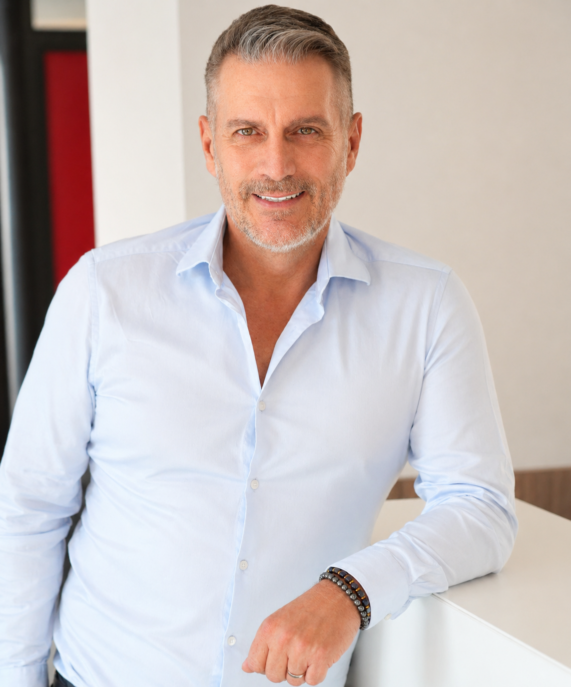 Bruno Dartiguenave &copy;Conrad Eberhaerd (4).png (1.66 MB)