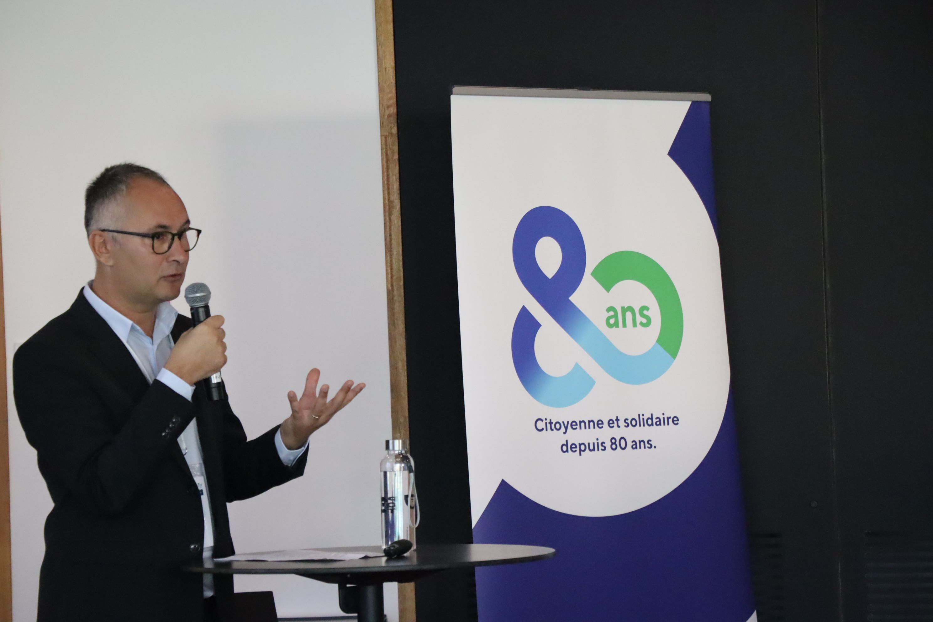 IMG_3510.JPG (845 KB)