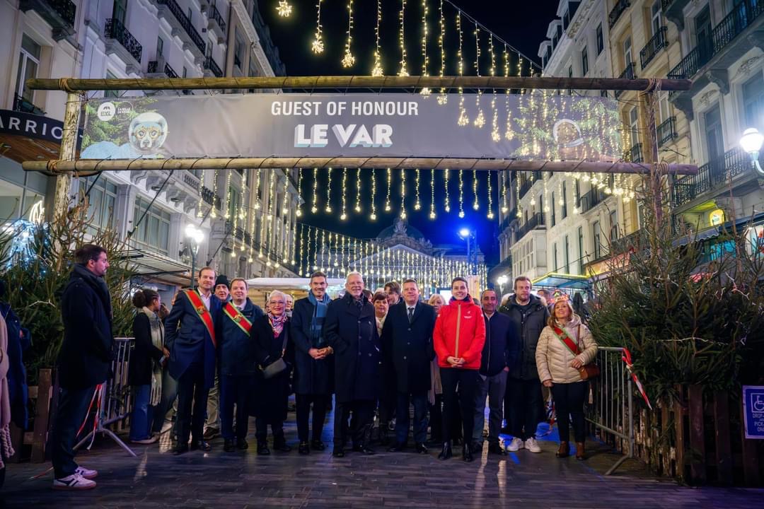 IMG_4428.JPG (225 KB)