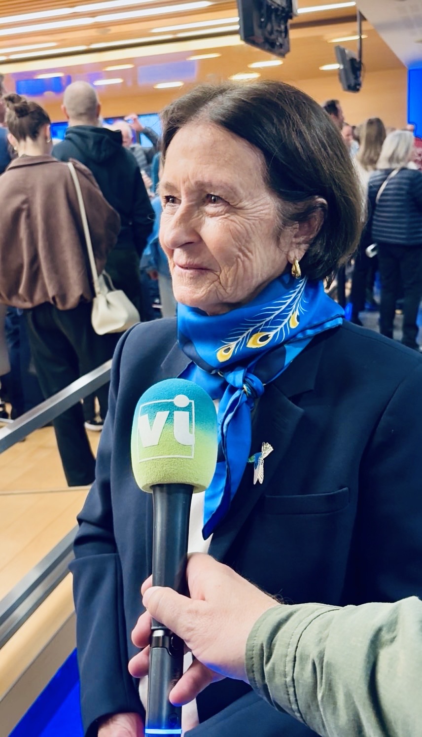 IMG_5930.jpg (242 KB)