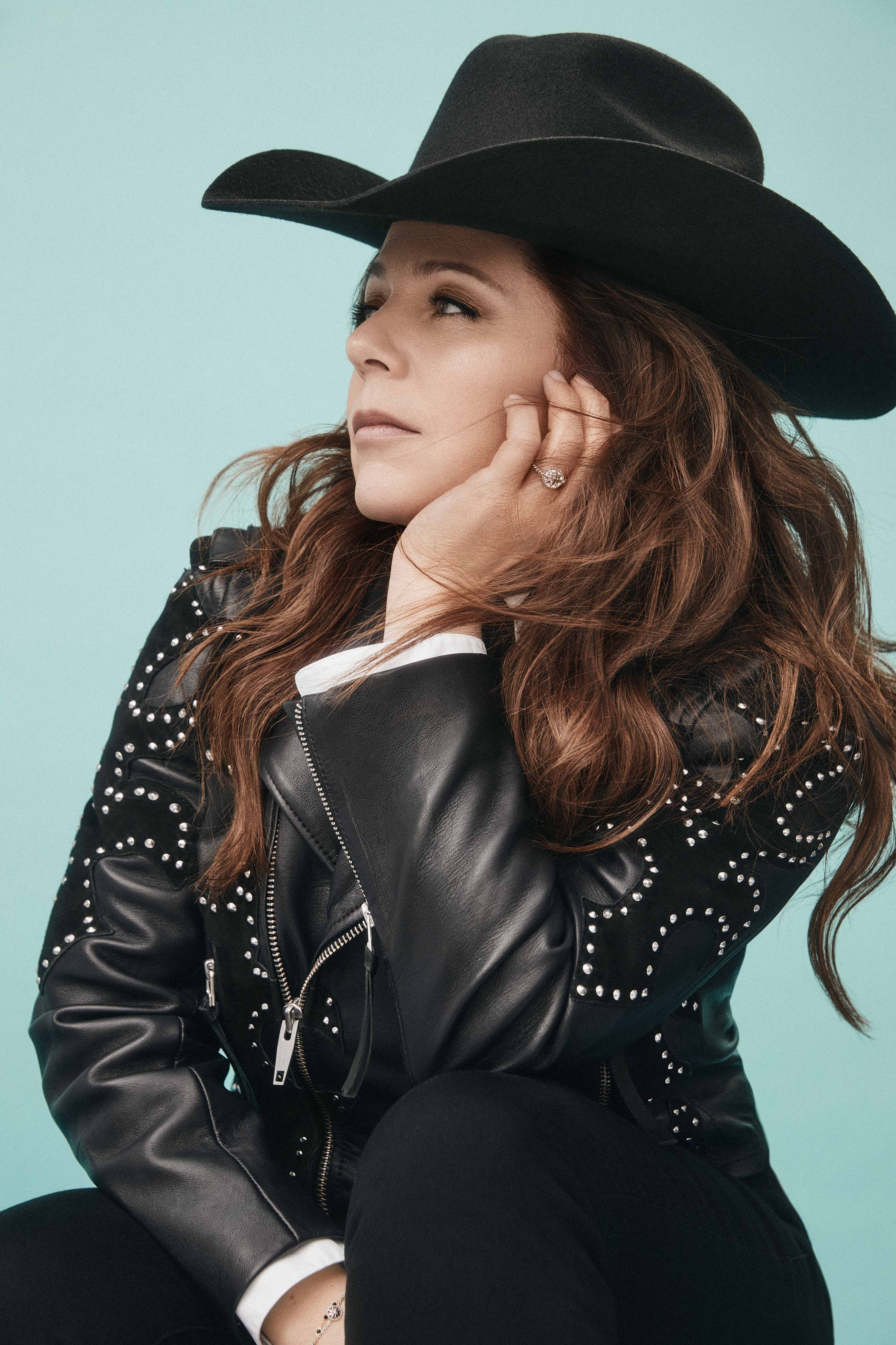 ISABELLE_BOULAY_creěditMAX_ABADIANSHOT_LR0494[59].jpg (1.65 MB)