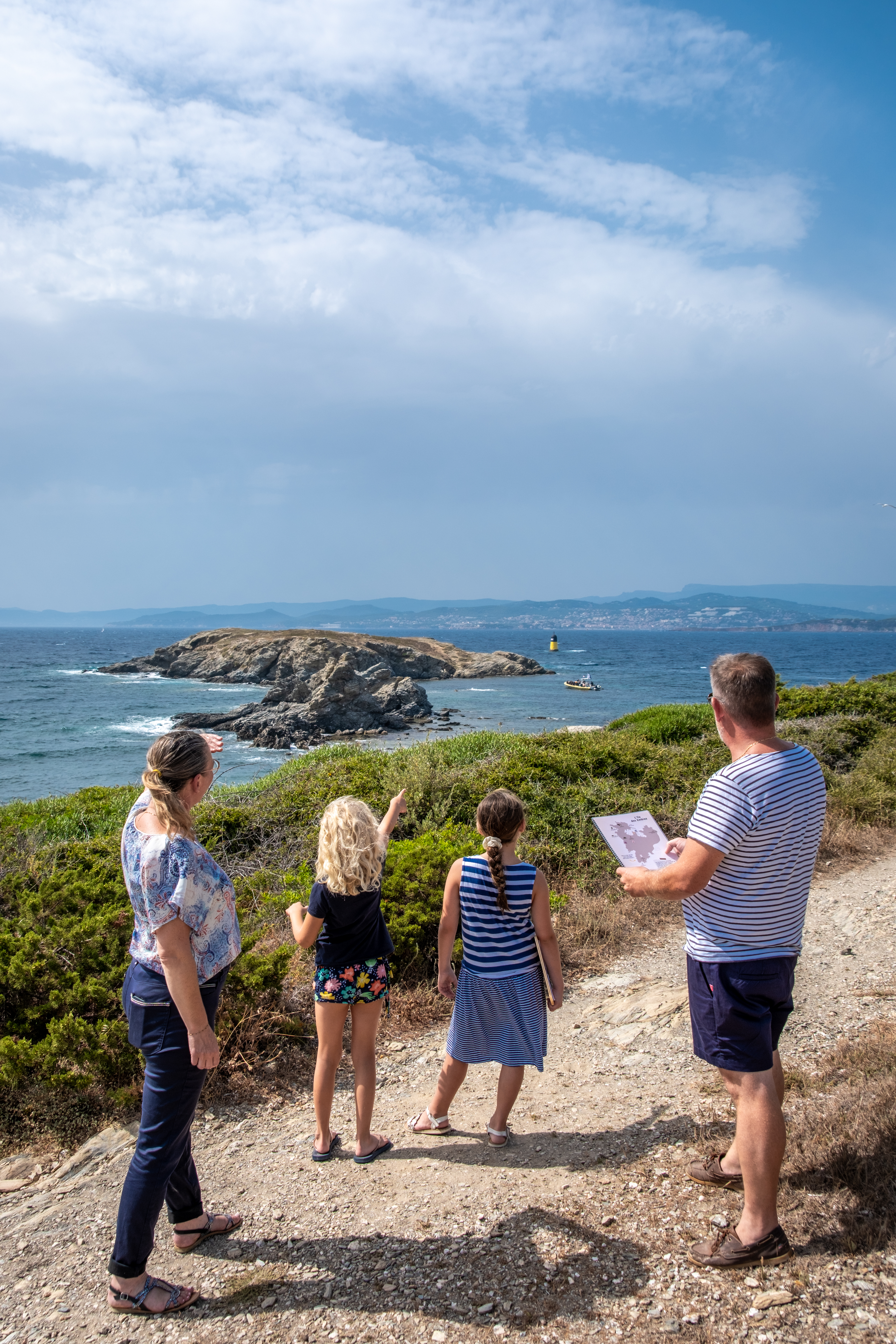 Iles des Embiez.jpg (19.26 MB)