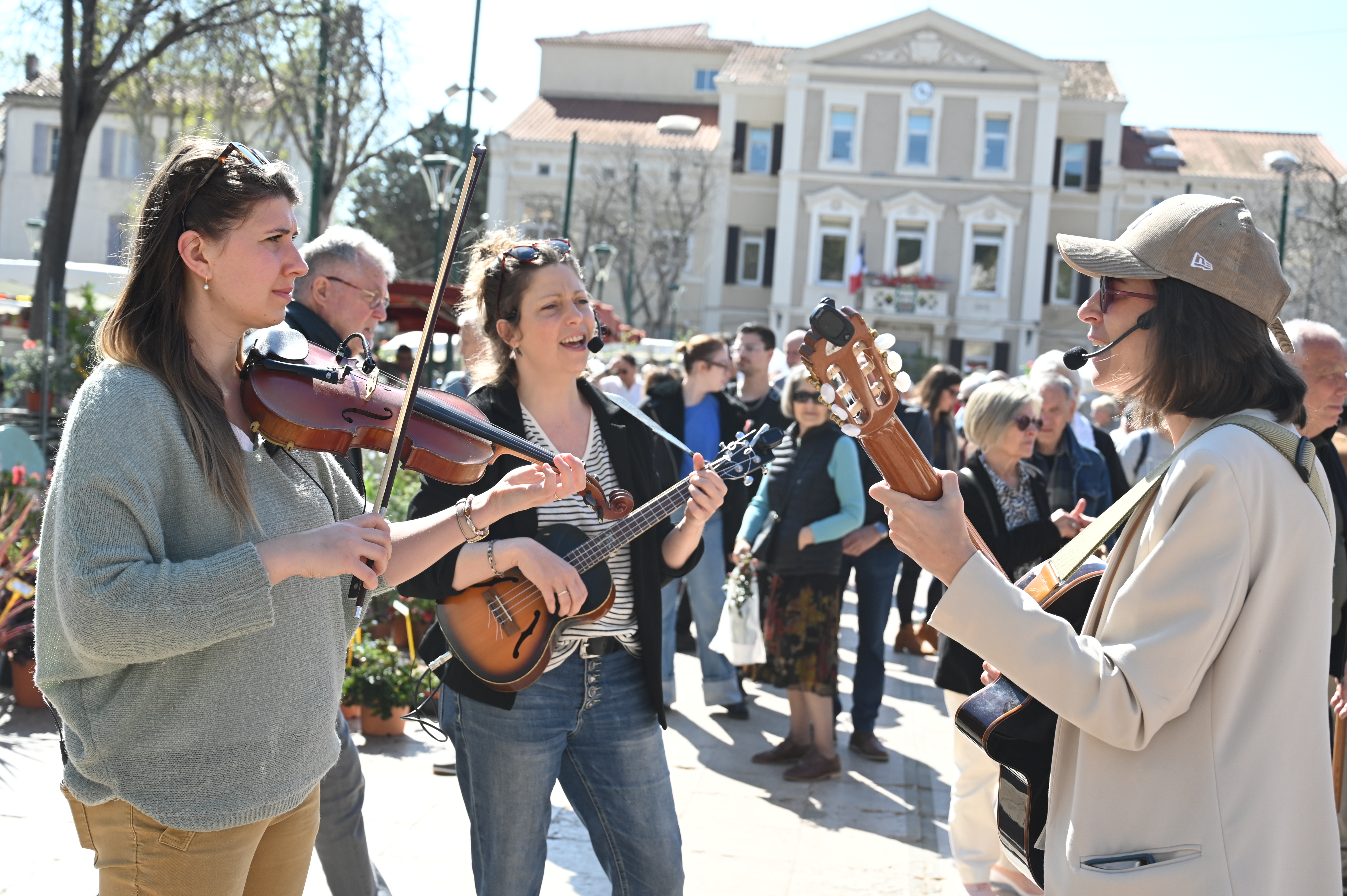 JUI_1503.JPG (9.48 MB)