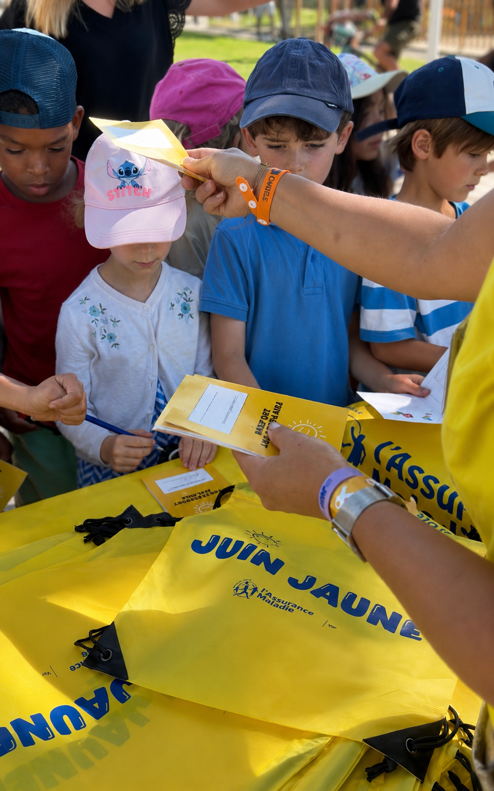 Juin Jaune 2026 ©Conrad Eberhaerd.png (1.96 MB)