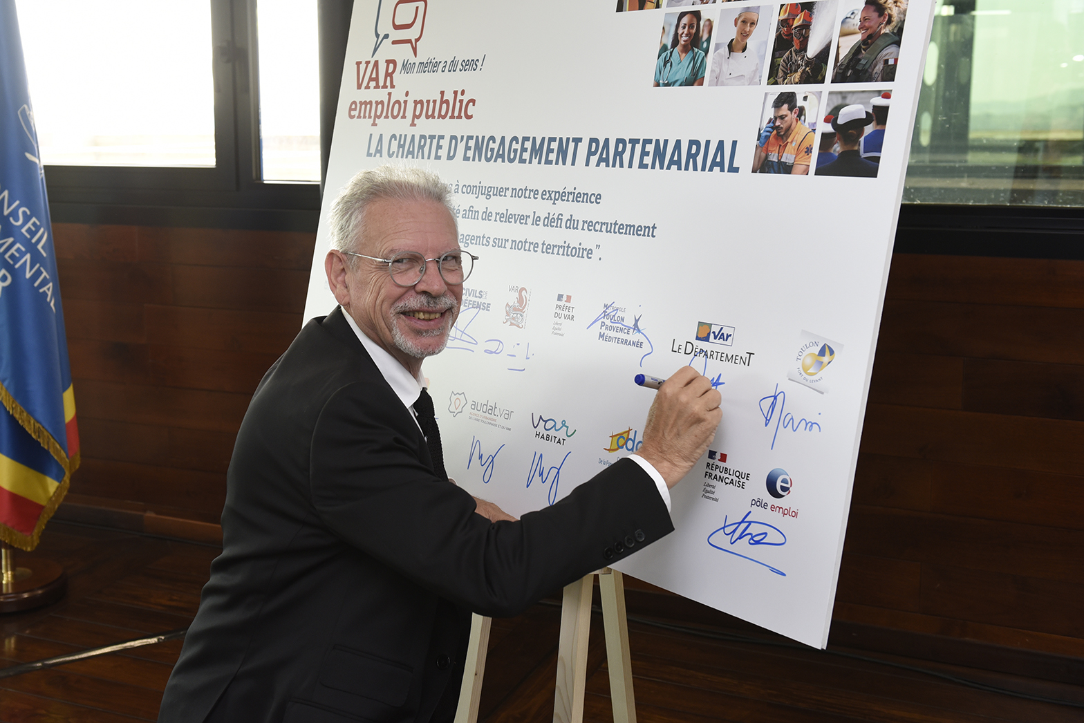 N. Lacroix......JPG (847 KB)