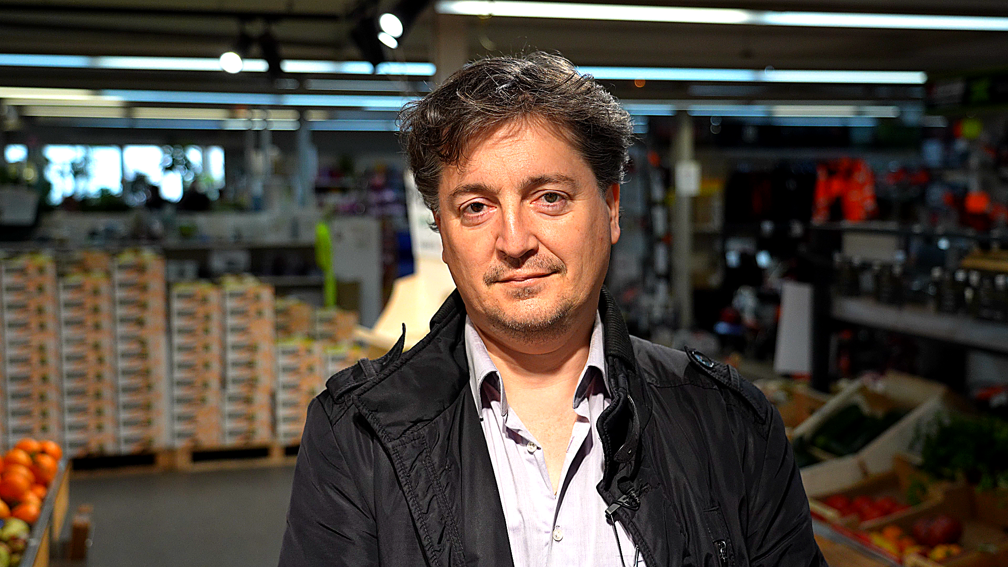 St&eacute;phane Linou, auteur et consultant &ndash; cr&eacute;ateurs des d&eacute;fis locavores et bas carbone&reg; &copy;Conrad Eberhaerd.png (4.69 MB)