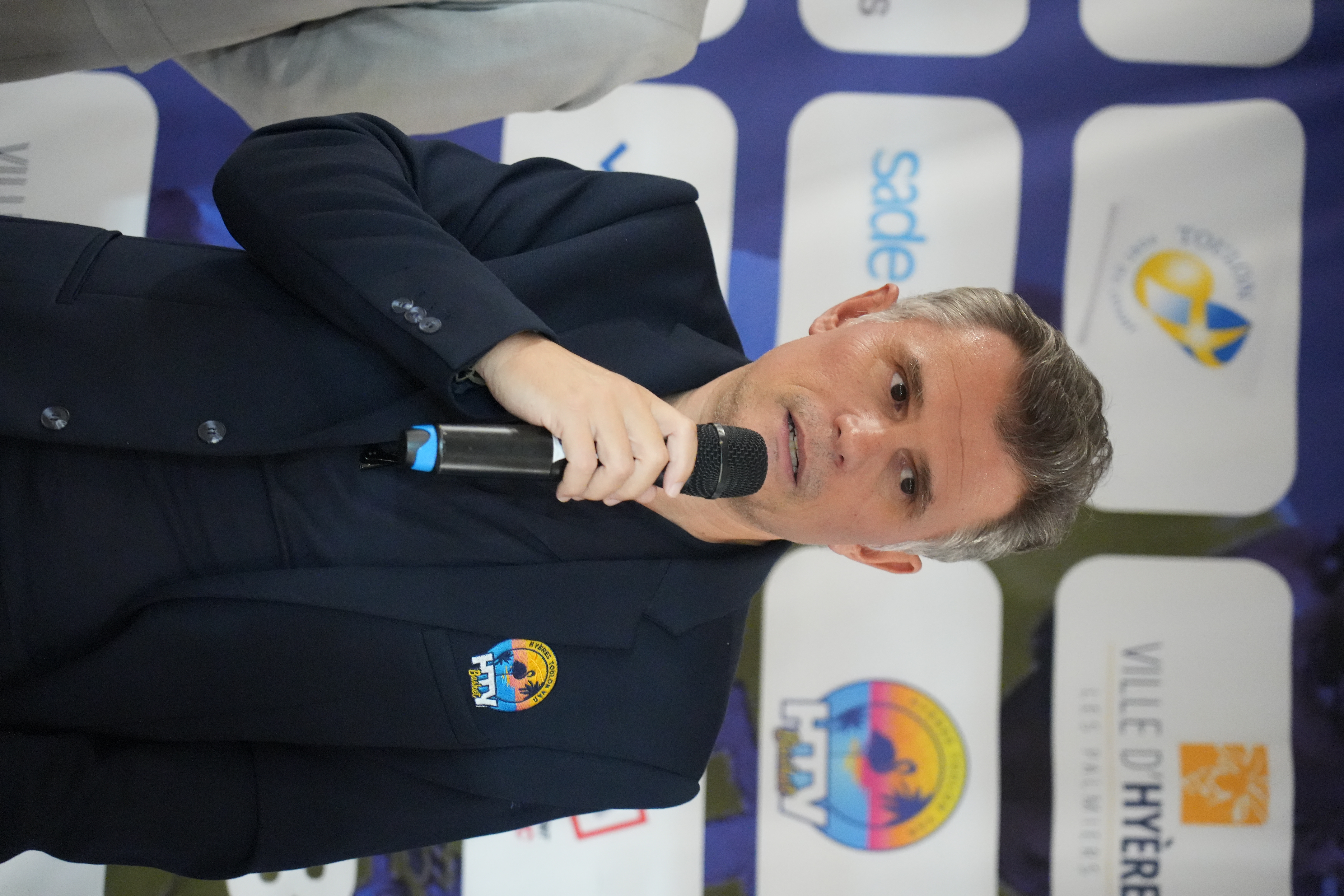 VIP02656.JPG (10.21 MB)