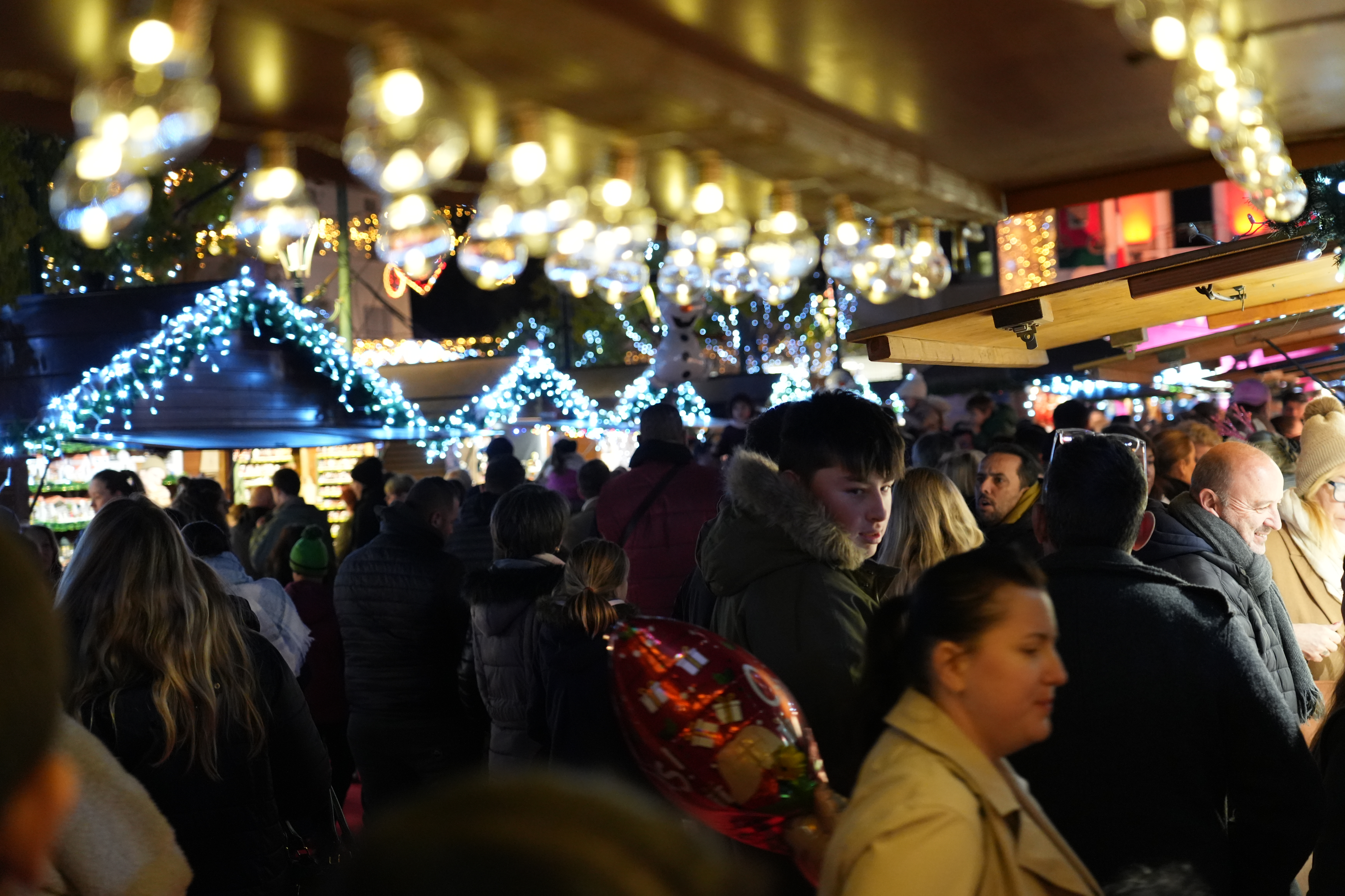 VIP03657.JPG (9.88 MB)