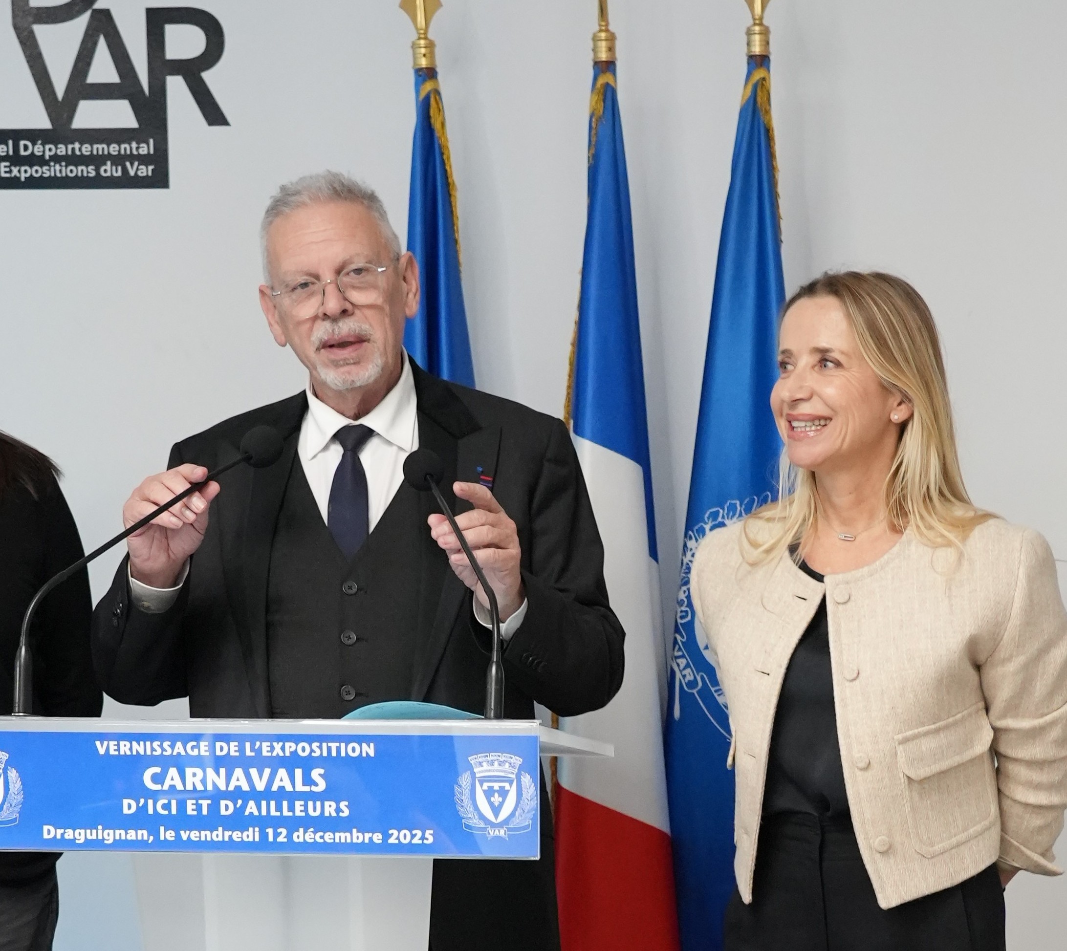 VIP04074.JPG (646 KB)