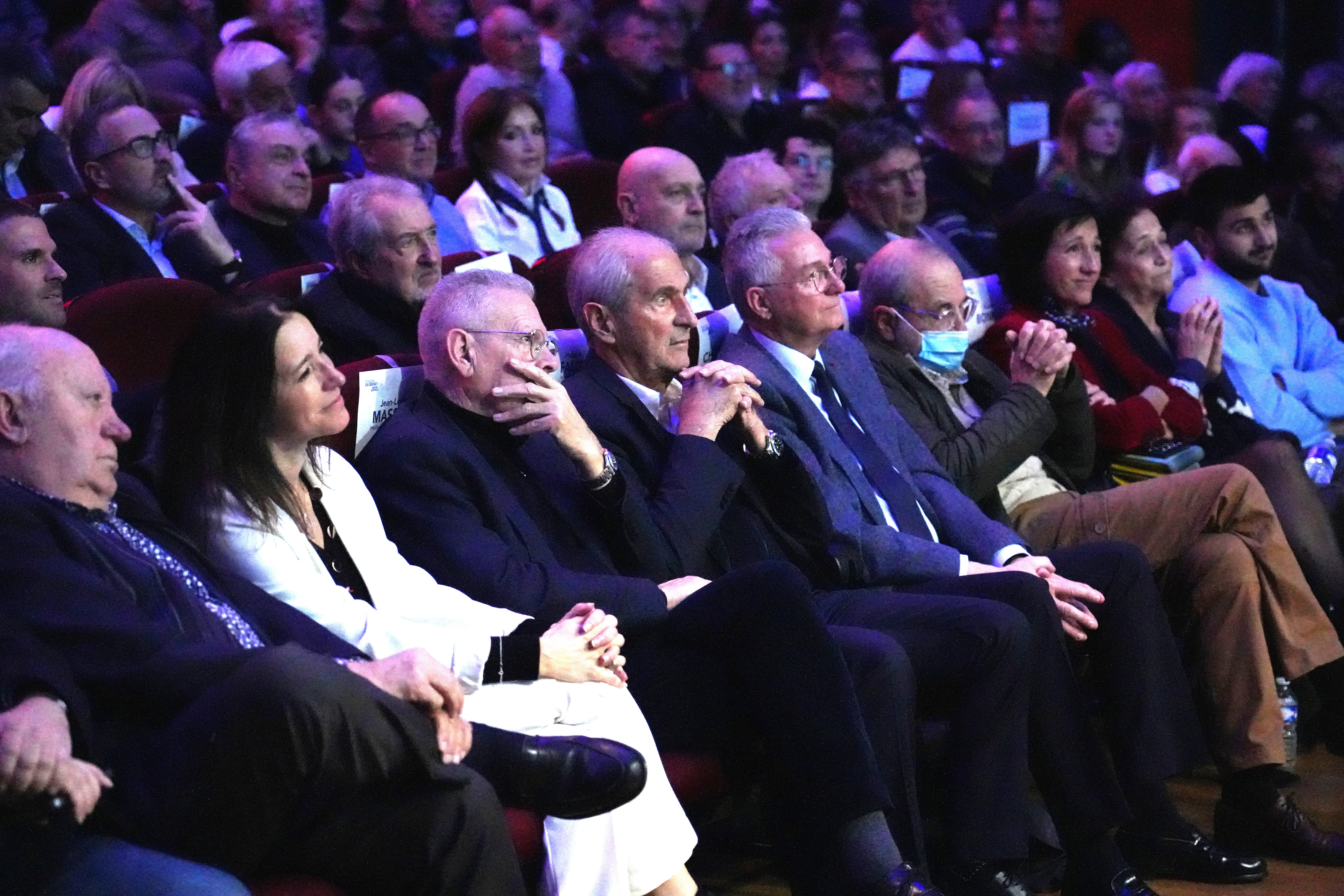 VIP05275-1.JPG (13.17 MB)