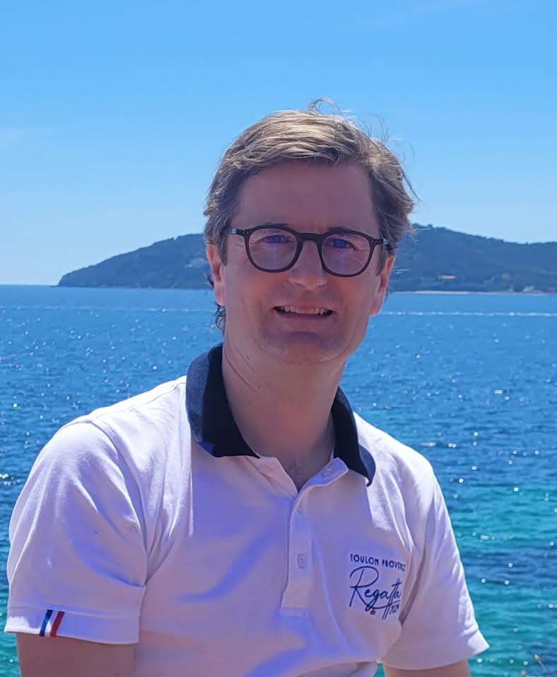 Xavier Caux.jpg (54 KB)