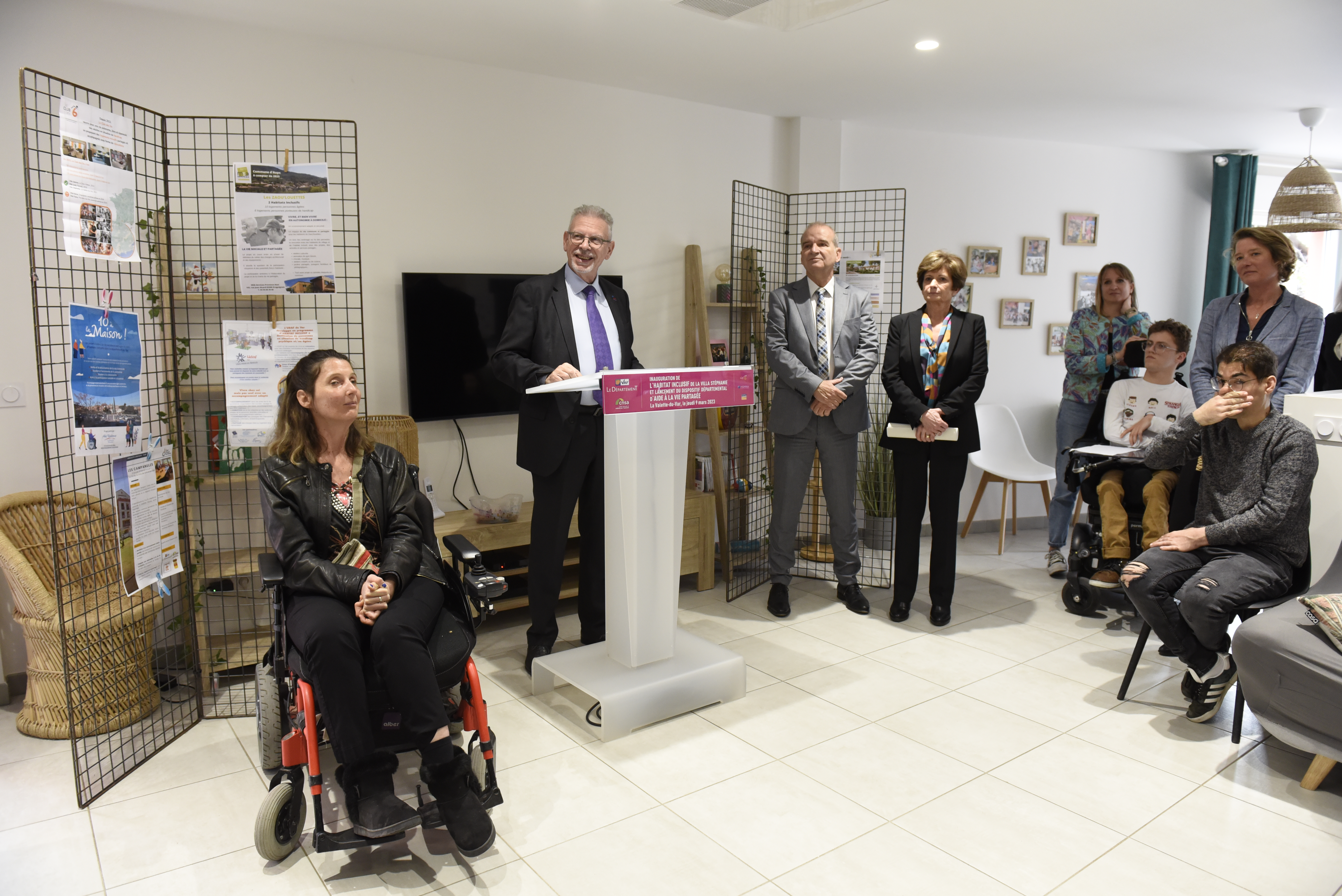 _DSC5693 (2).JPG (15.06 MB)