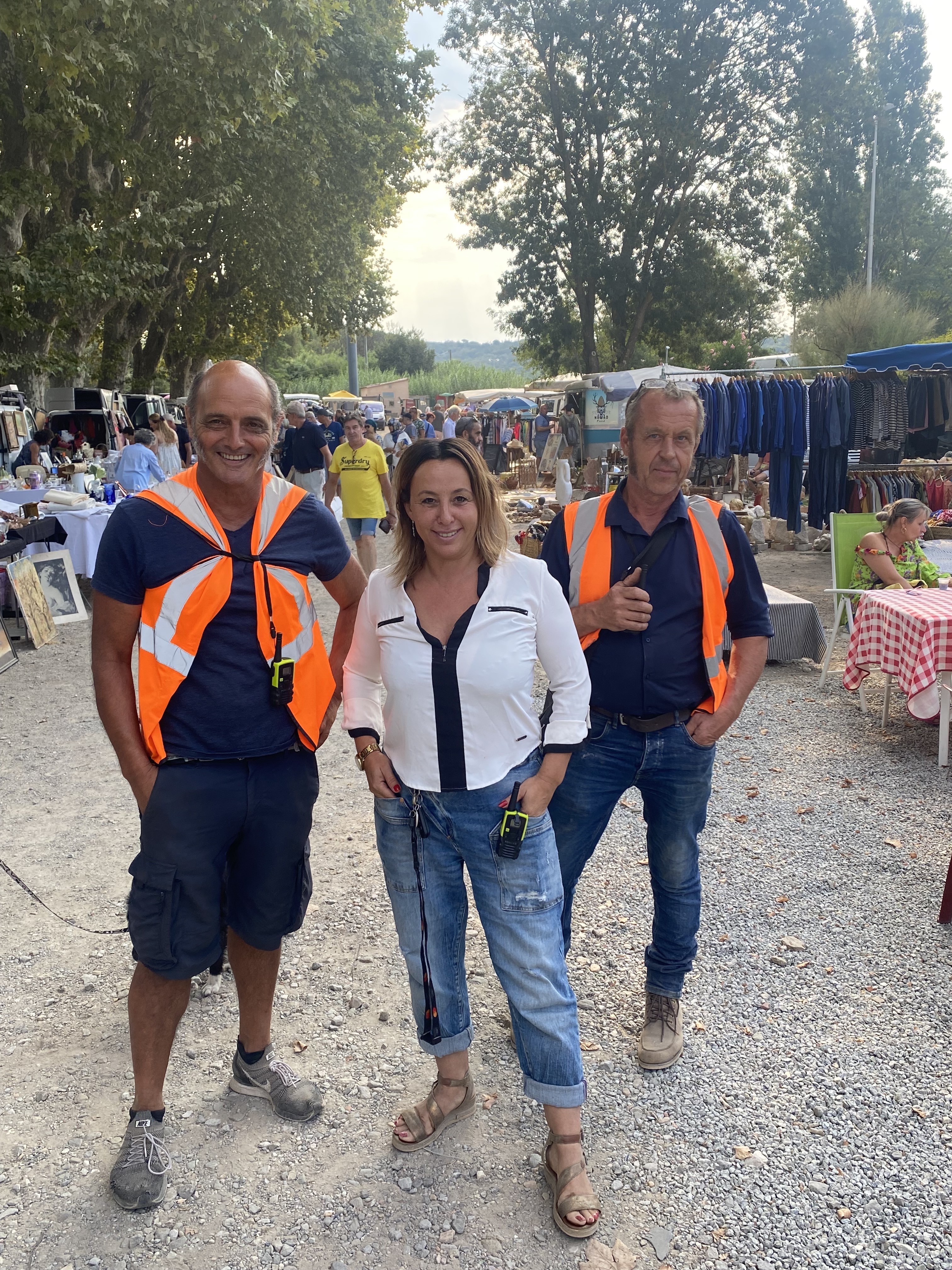 Astrid et placiers.jpg (3.83 MB)