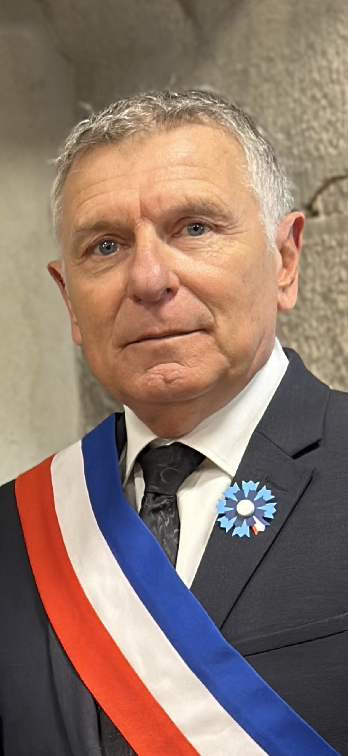 Michel Gros - maire - La Roquebrussanne .PNG (8.28 MB)