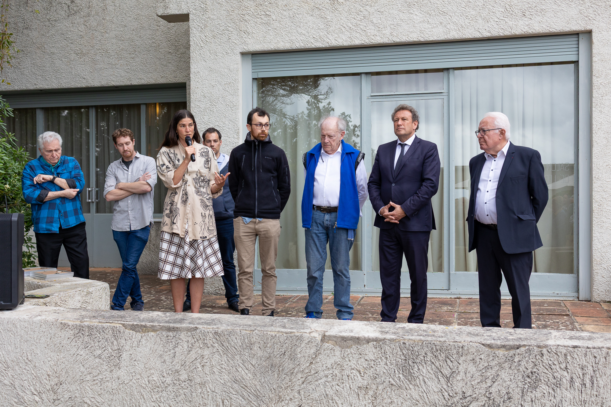 photo 02.jpeg (2.55 MB)